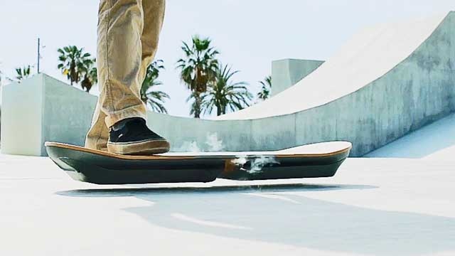 Επιστροφή στο μέλλον με το μαγνητικό Hoverboard της Lexus