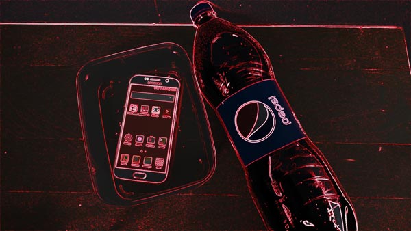 Τι συμβαίνει σε ένα Samsung Galaxy S6 όταν βυθίζεται για 3 λεπτά σε Pepsi