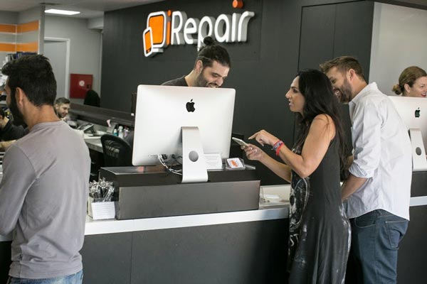 «Το καλύτερο customer service της Ευρώπης» τo iPhoneHellas.gr δίνει συγχαρητήρια στην iRepair