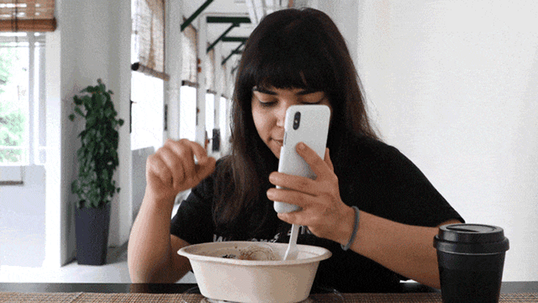 Μπορείς να φας από το smartphone σου; Γίνεται και είναι και eco – friendly!